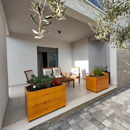 Olives Garden Apartment Trogir Ngoại thất bức ảnh