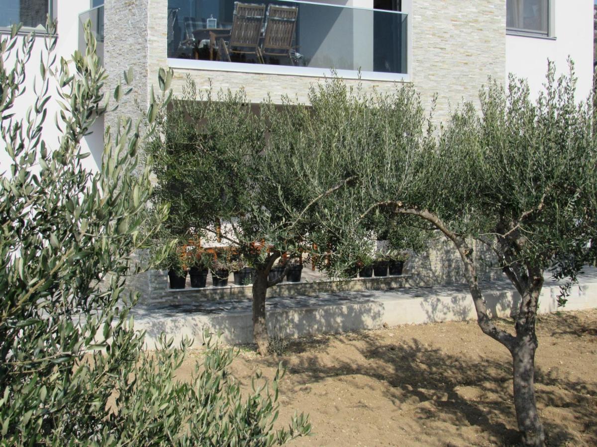 Olives Garden Apartment Trogir Ngoại thất bức ảnh